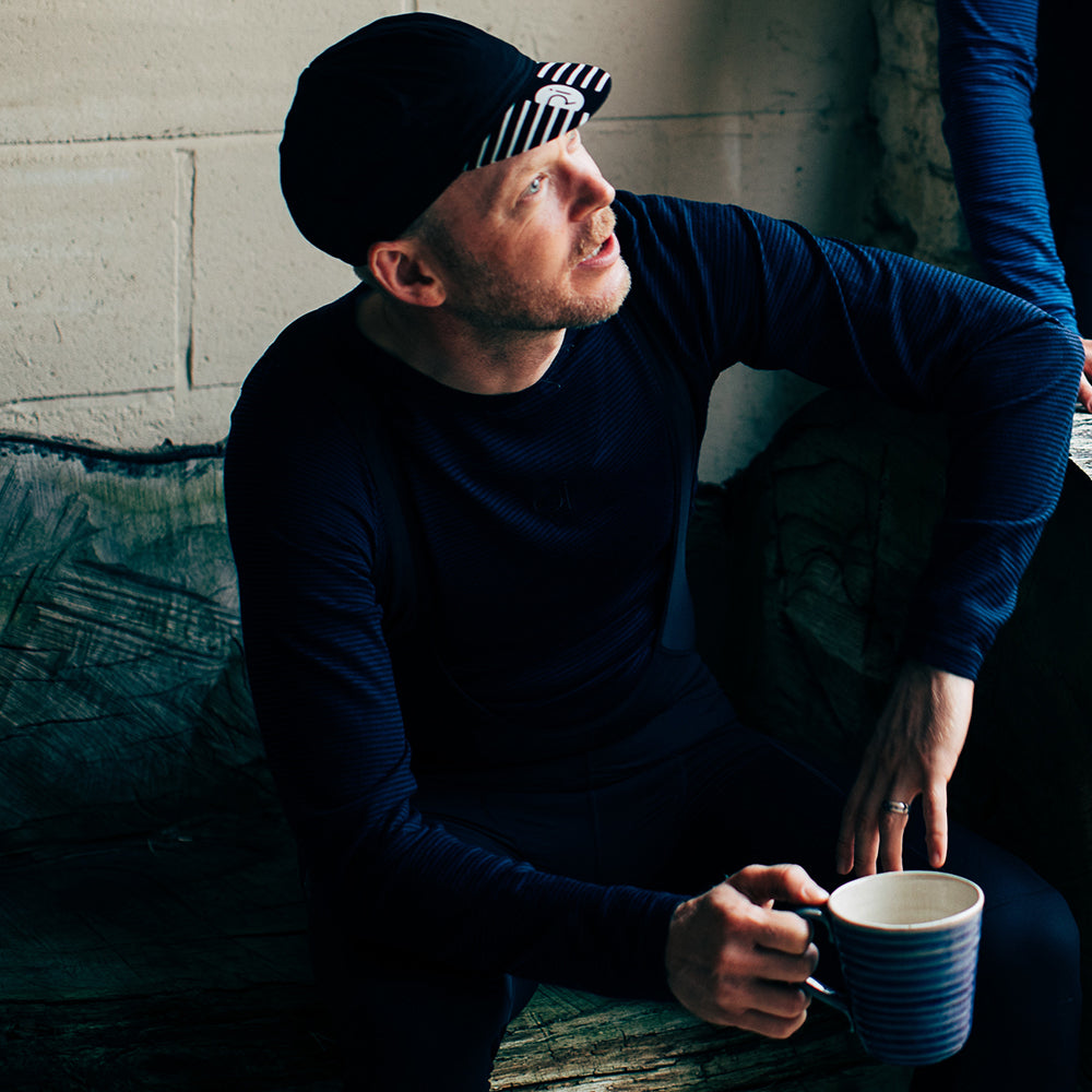 Rivelo Mens Hathersage Merino Blend Long Sleeve Base Layer (Navy/Black)