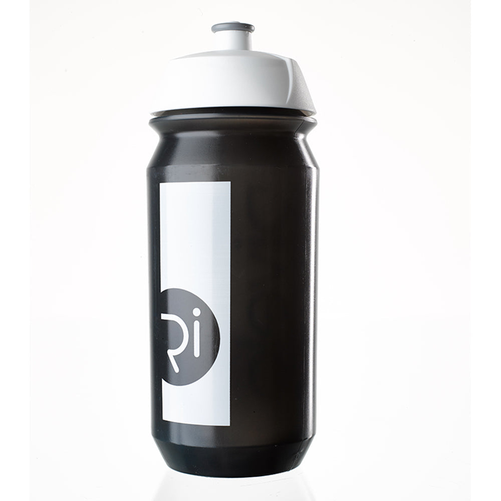 Rivelo 500cc Bottle (Black/White) (studio)
