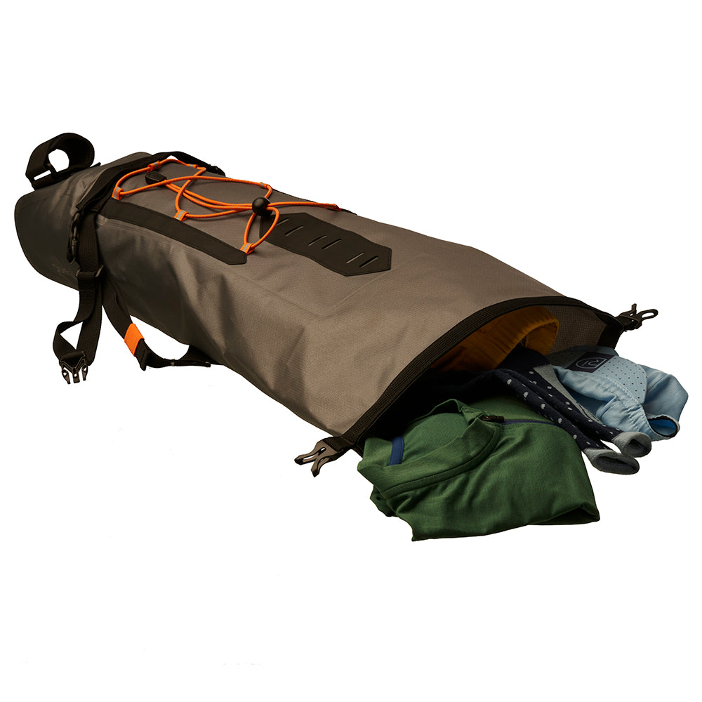 Rivelo Glen 15L Saddle Pack (Charcoal) (studio)