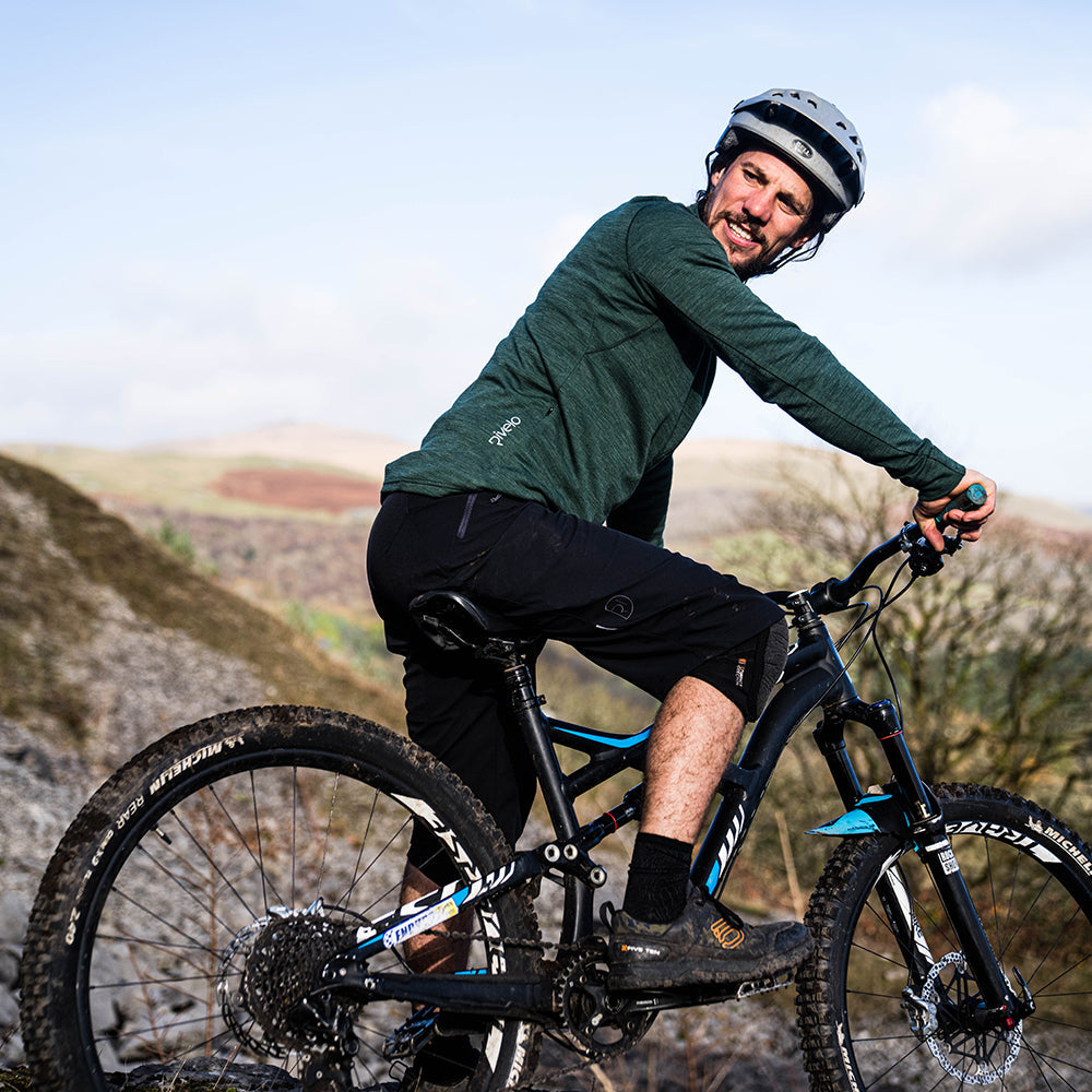 Rivelo Mens Cannock MTB Shorts (Black)