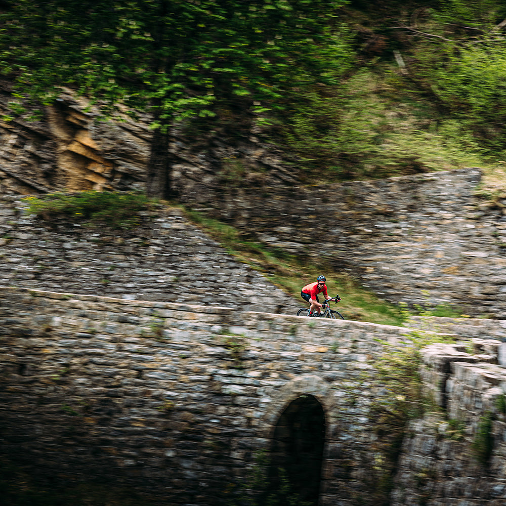 Rivelo Mens Fuente Climbers Jersey (Red/Navy)