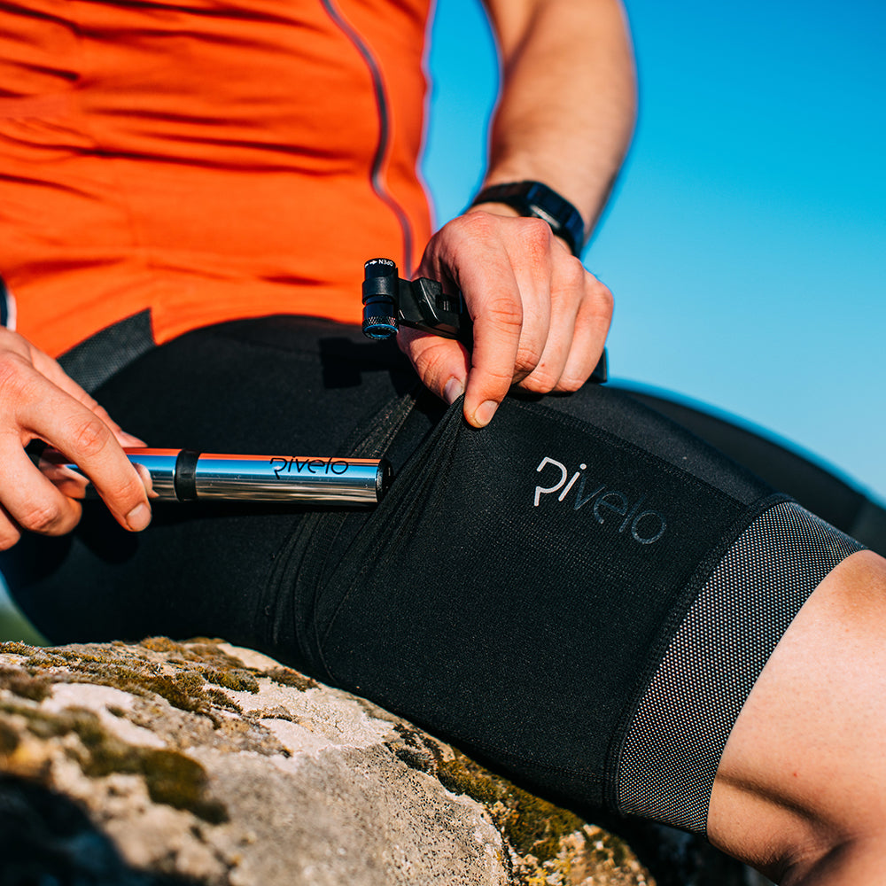 Rivelo Mens Kessock Cargo Bib Shorts (Black/Reflective)
