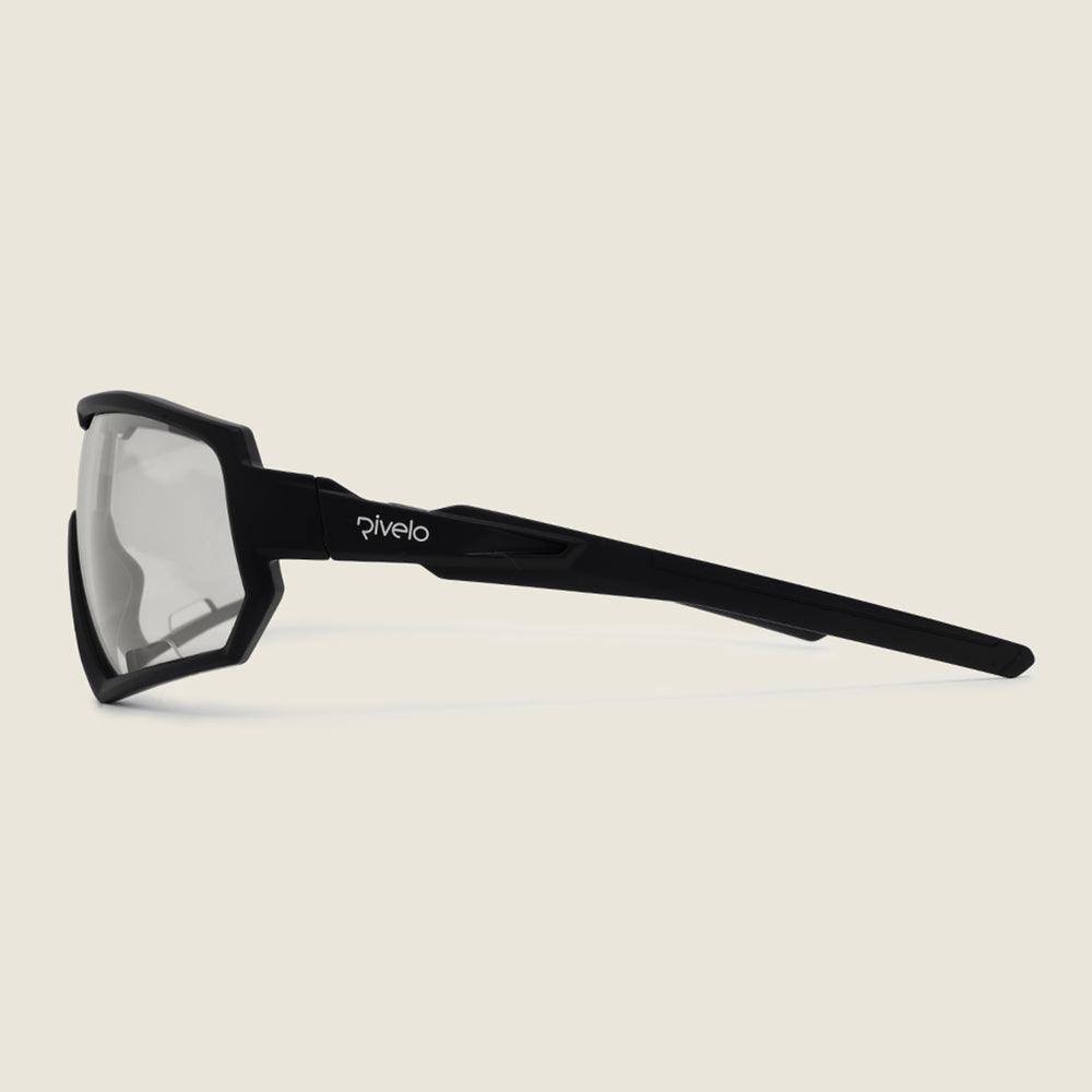 Braemar Photochromic Sunglasses (Matt Black/Photochromic) (studio)
