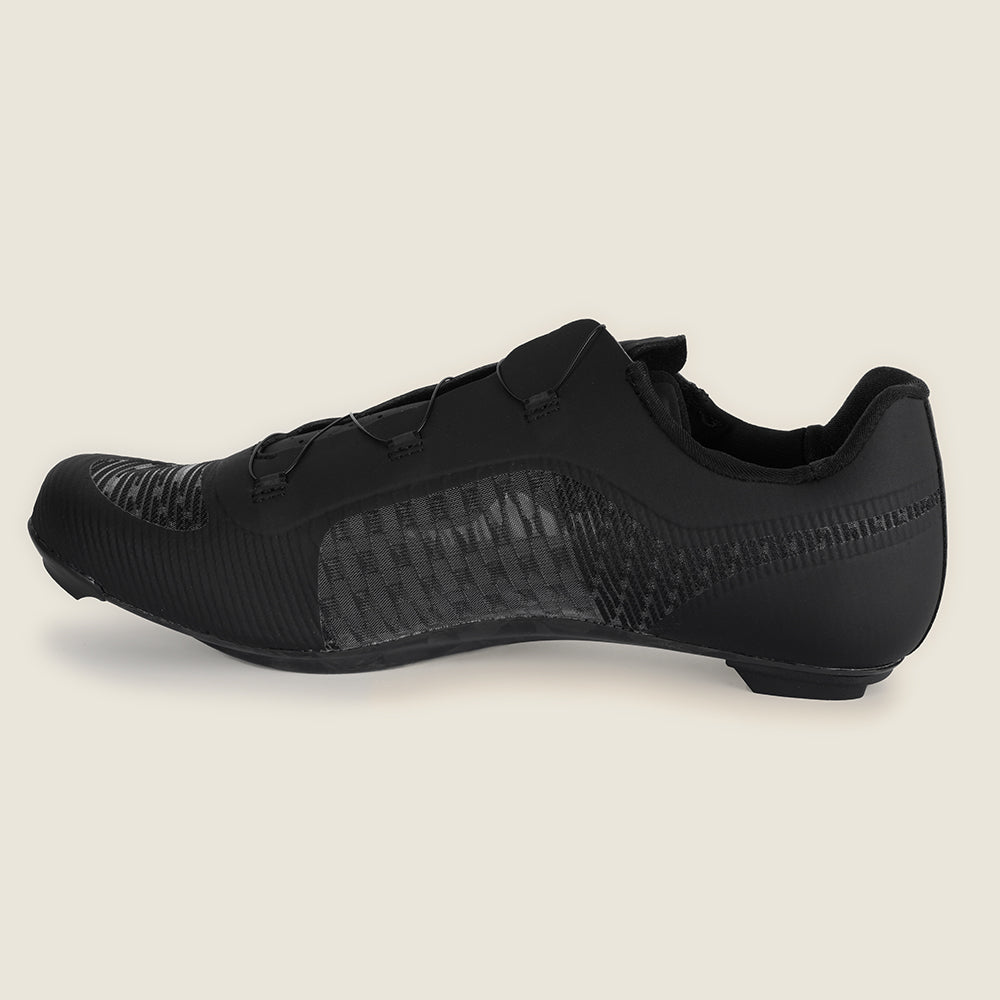 Calobra Carbon Road Cycling Shoes (Black) (studio)