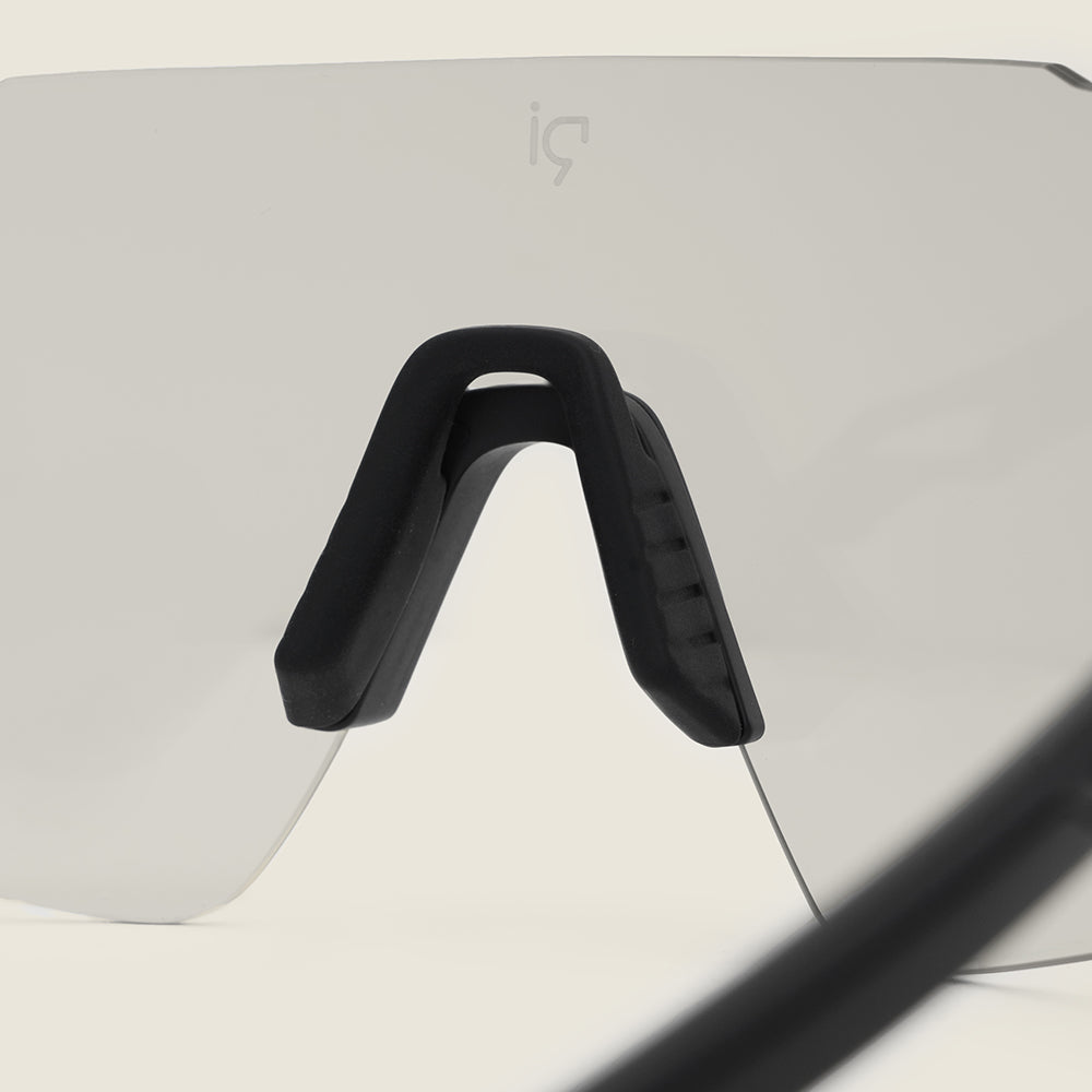 Clova Photochromic Sunglasses (Matt Black/Photochromic)