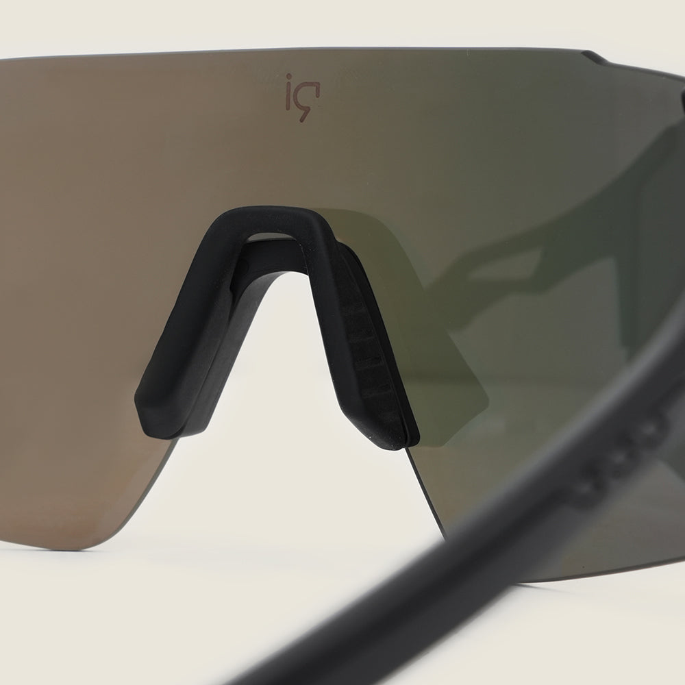 Clova Sunglasses (Matt Black/Red Mirror)