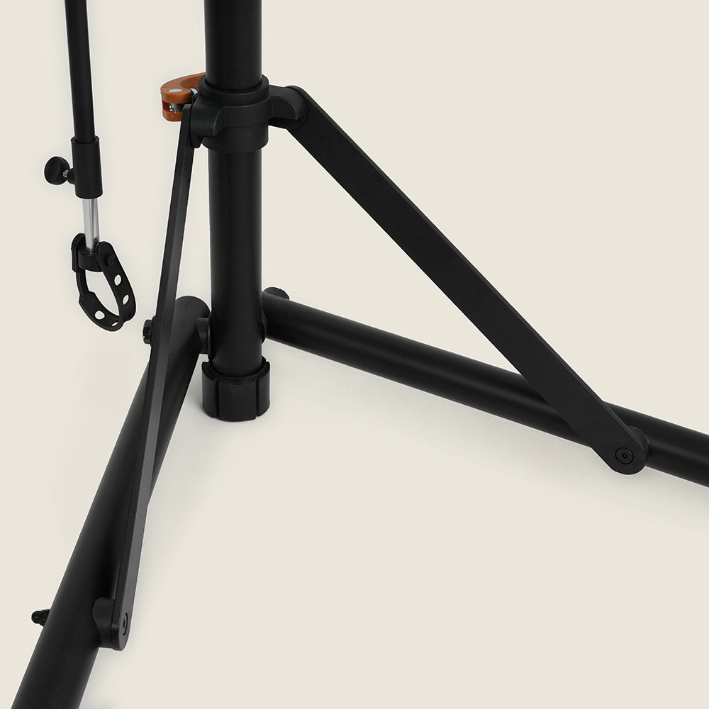 Corner Bike Stand (Black) (align-x: 25%)