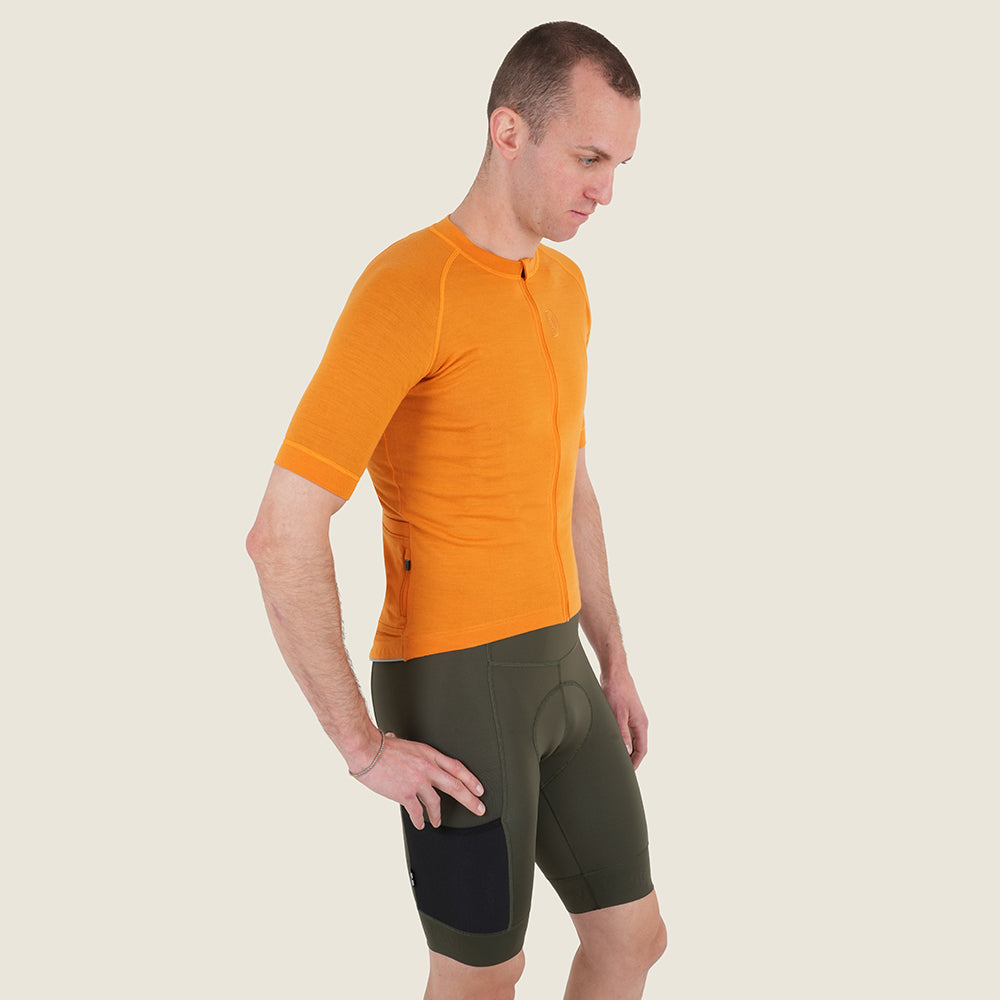Mens Cranbrook SS Merino Blend Jersey (Desert Sun) (model: barnaby)