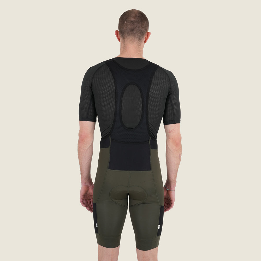 Mens Honister Cargo Bib Shorts (Deep Depths) (model: barnaby)