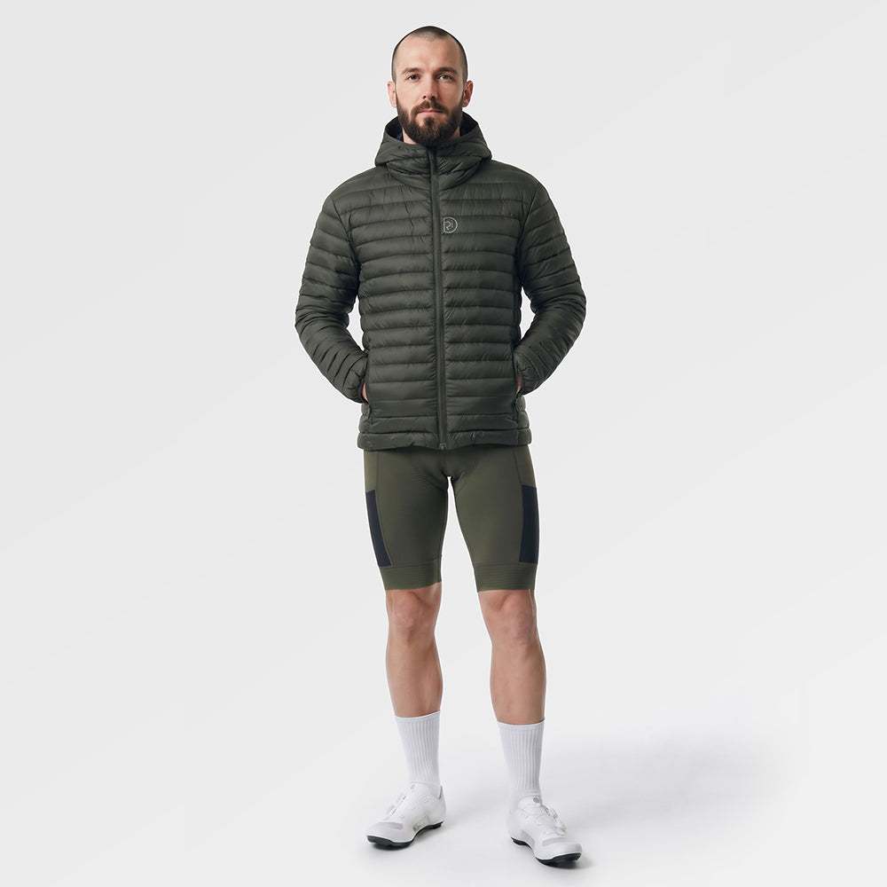 Mens Rannoch Lightweight Down Packable Jacket (Deep Depths) (ai model)