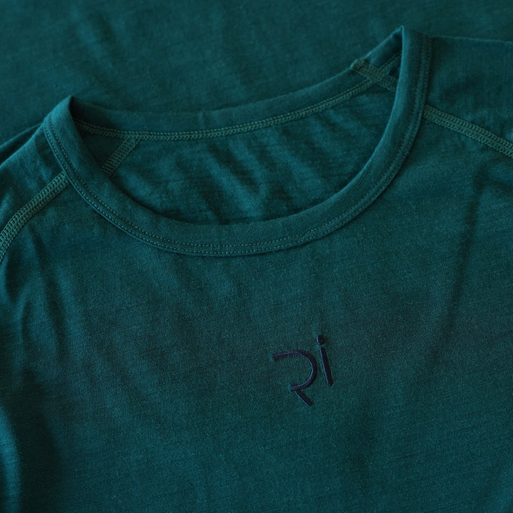 Rivelo Mens Hathersage Merino Blend Long Sleeve Base Layer (Petrol)