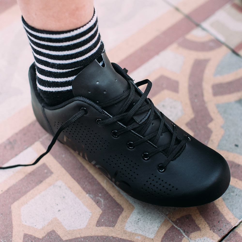 Rivelo Penbarras Cycling Shoes (Black)
