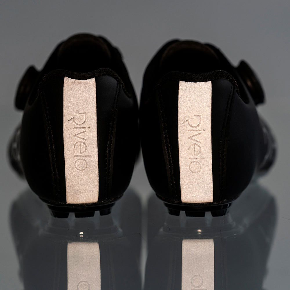 Rivelo Whinlatter Carbon Cycling Shoes (Black/White)