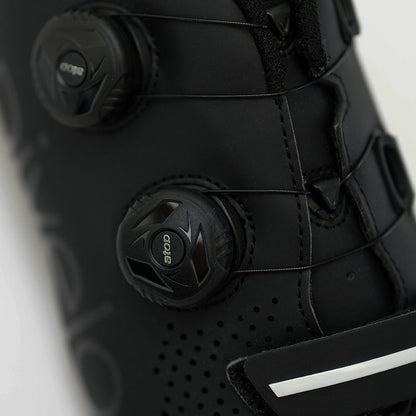 Rivelo | Whinlatter Carbon Cycling Shoes (Black/White)