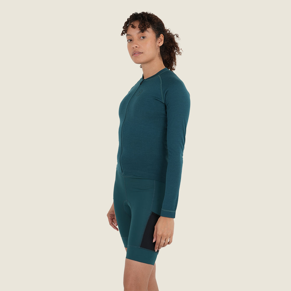 Womens Cranbrook Merino Blend LS Jersey (Petrol) (model: sarah)