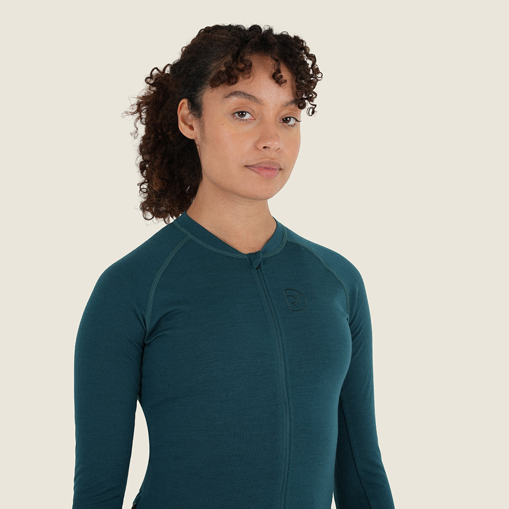 Womens Cranbrook Merino Blend LS Jersey (Petrol) (model: sarah)