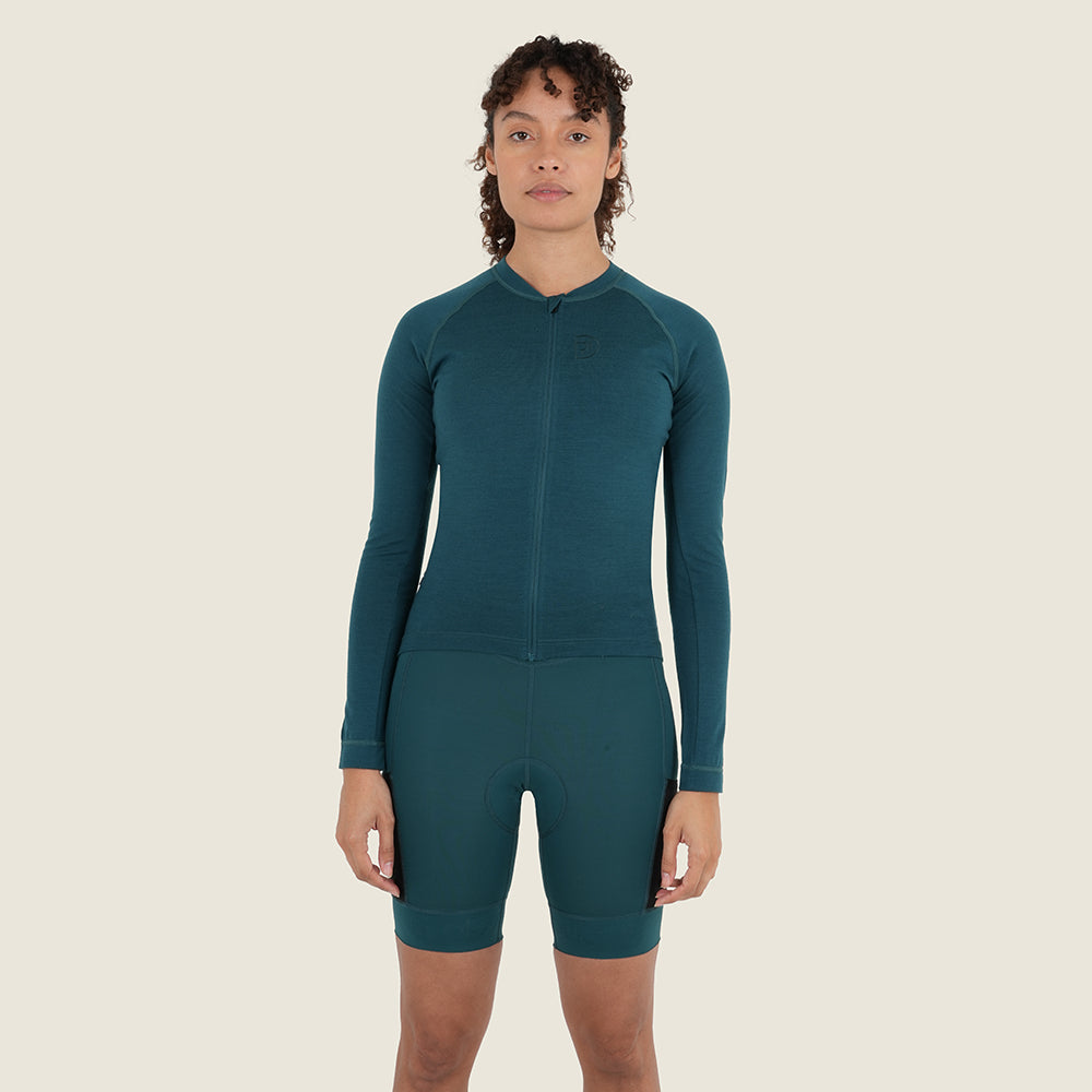 Womens Cranbrook Merino Blend LS Jersey (Petrol) (model: sarah)