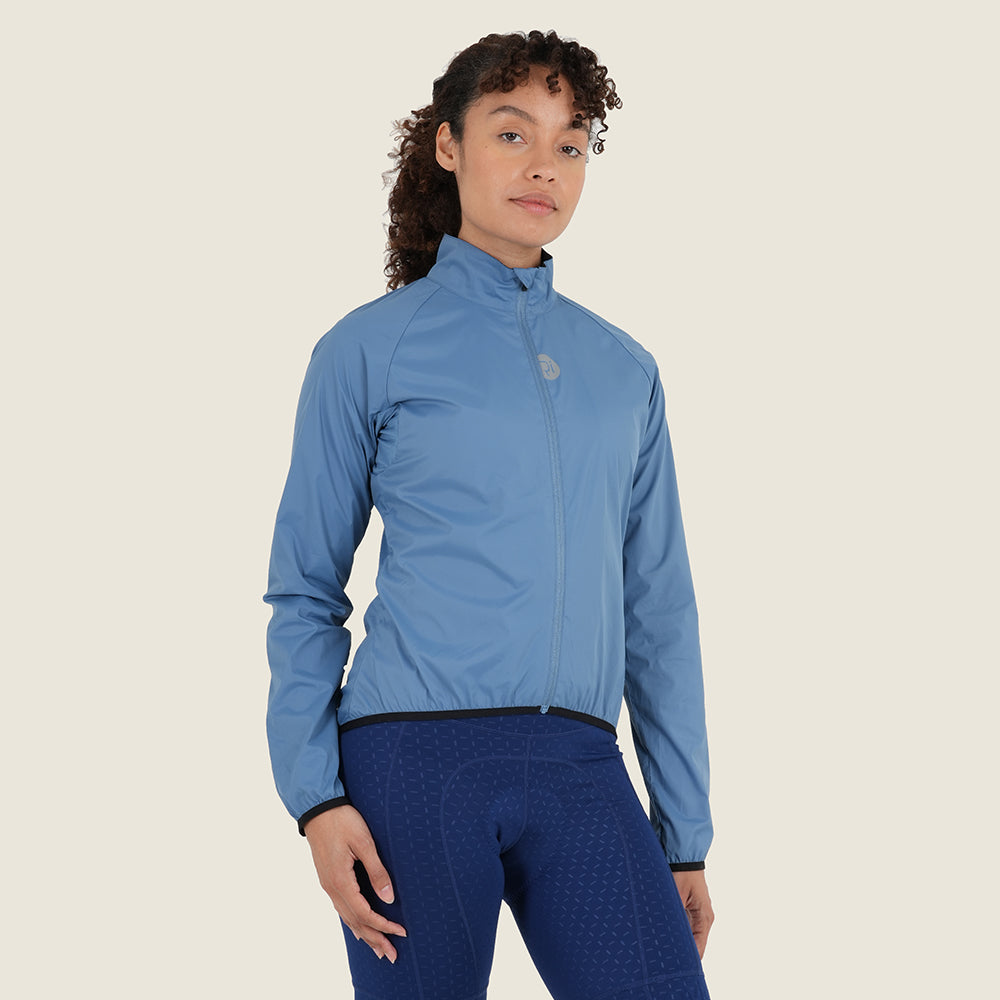 Womens Garrowby II Packable Windproof Jacket (Airforce) (model: sarah)