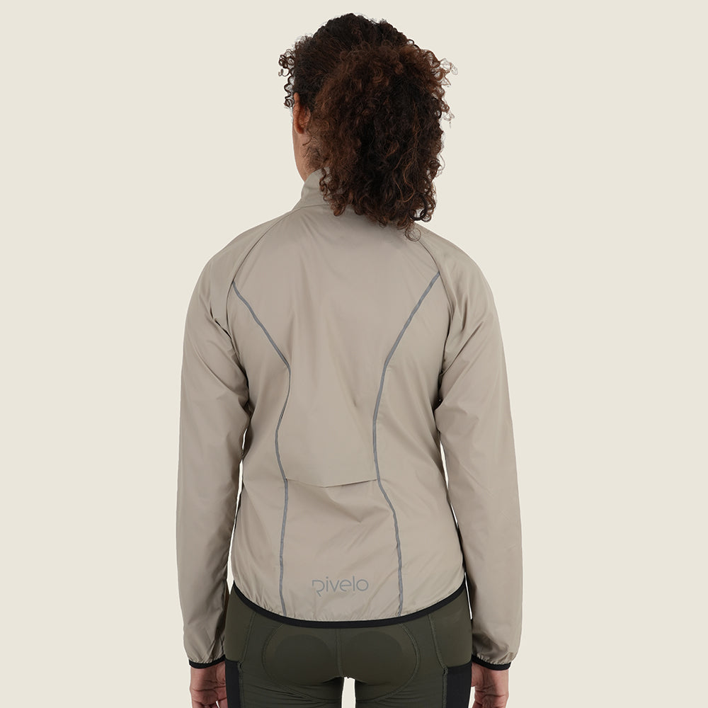 Womens Garrowby II Packable Windproof Jacket (Vintage Grey) (model: sarah)