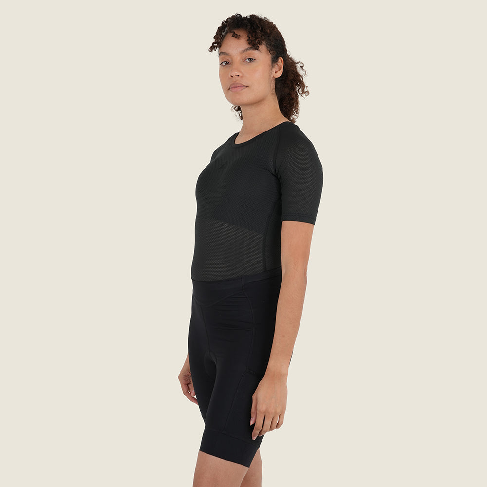 Womens Idrigill Mesh SS Base Layer (Black) (model: sarah)