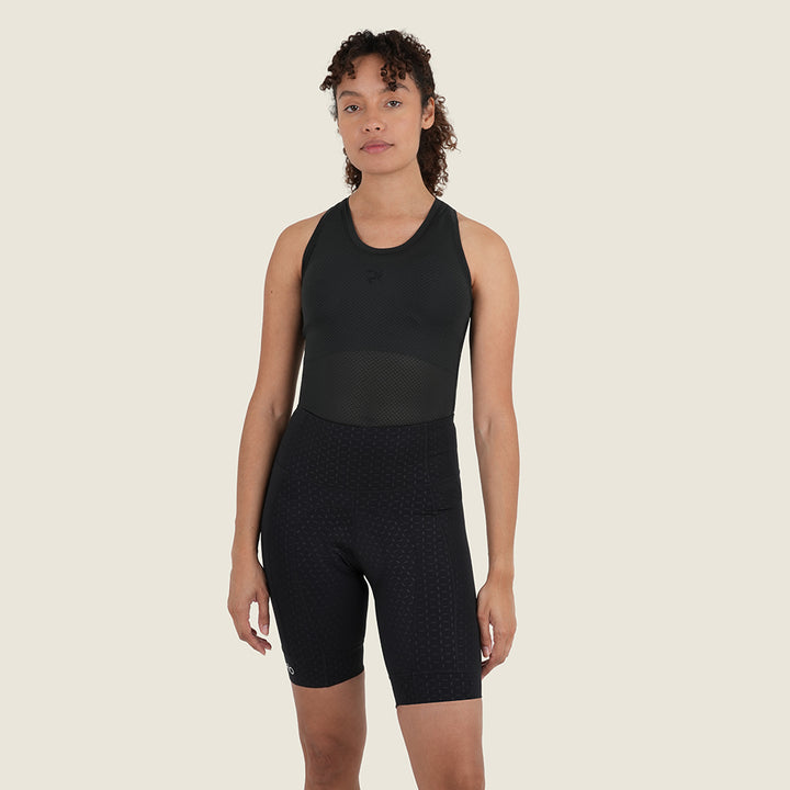 Womens Kilmore Mesh Vest Base Layer (Black) (model: sarah)