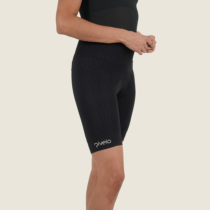 Womens Raasay Essential Lightweight Shorts (Black) (model: sarah)
