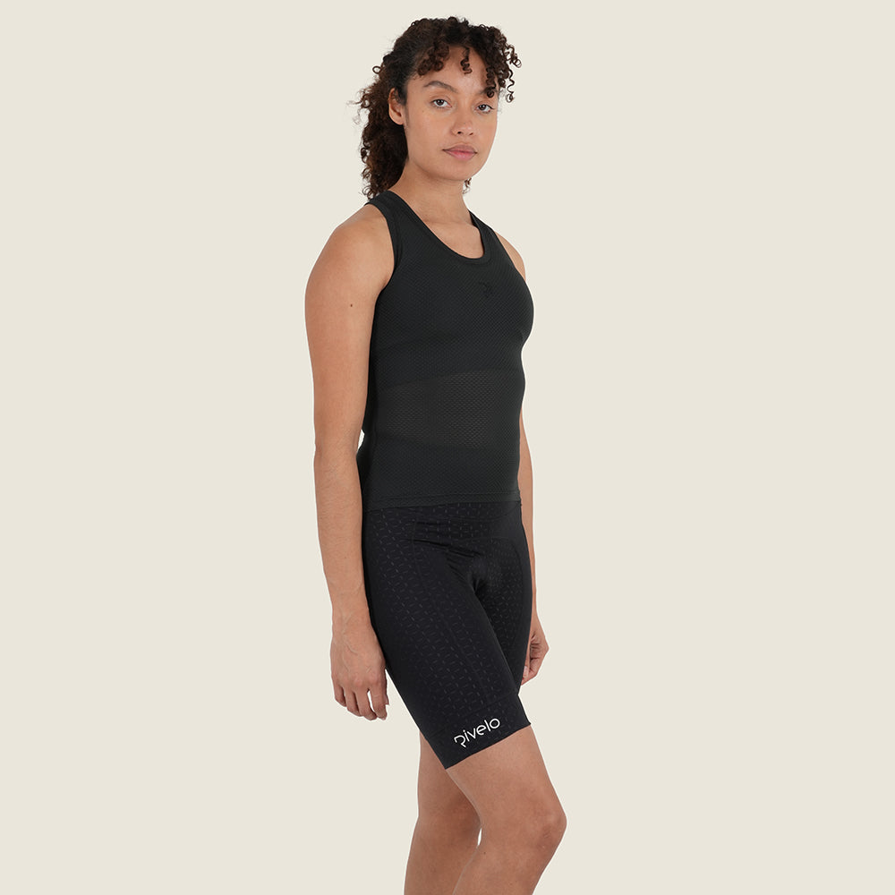 Womens Raasay Essential Lightweight Shorts (Black) (model: sarah)