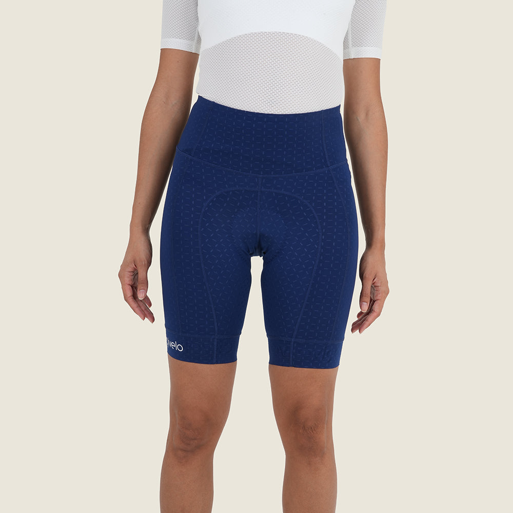 Womens Raasay Essential Lightweight Shorts (Navy) (model: sarah)