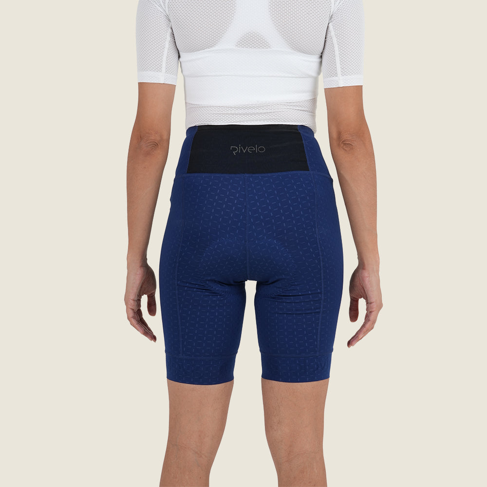 Womens Raasay Essential Lightweight Shorts (Navy) (model: sarah)