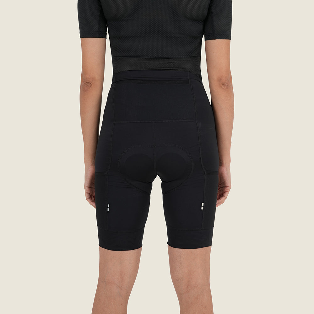 Womens Ranmore Cargo Shorts (Black) (model: sarah)