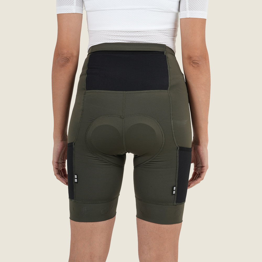 Womens Ranmore Cargo Shorts (Deep Depths) (model: sarah)