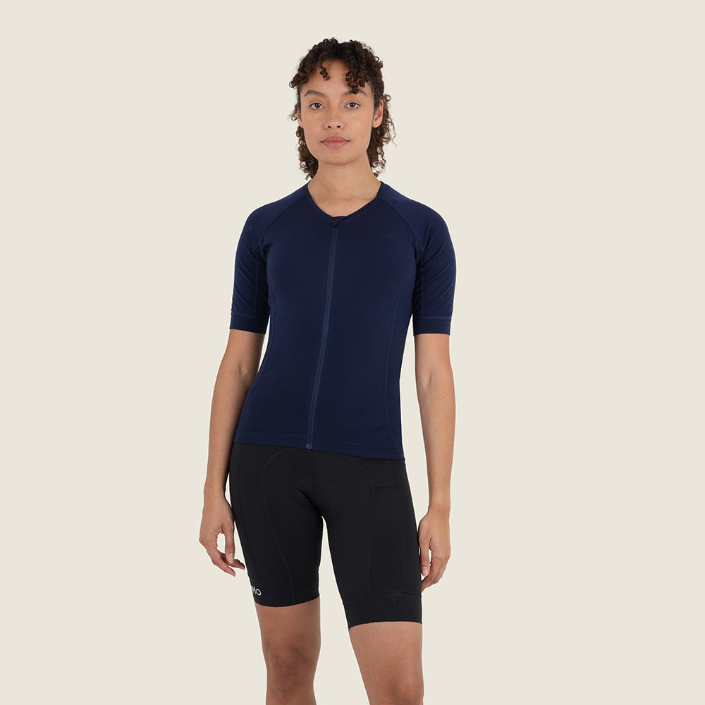 Womens Rowlands Merino Blend Lightweight SS Jersey (Navy) (model: sarah)