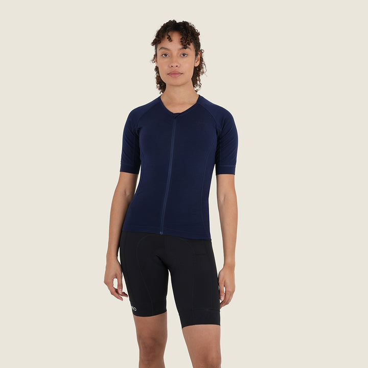 Womens Rowlands Merino Blend Lightweight SS Jersey (Navy) (model: sarah)