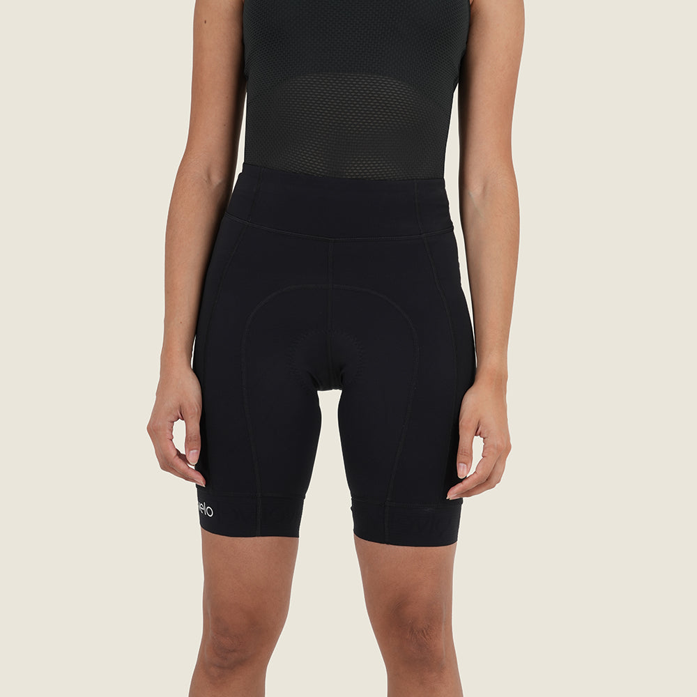 Womens Staffin Essential Shorts (Black) (model: sarah)