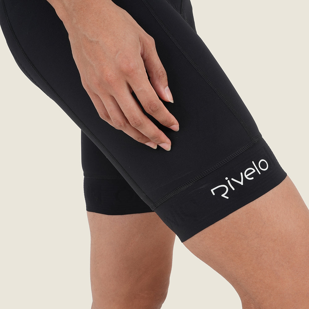 Womens Staffin Essential Shorts (Black)