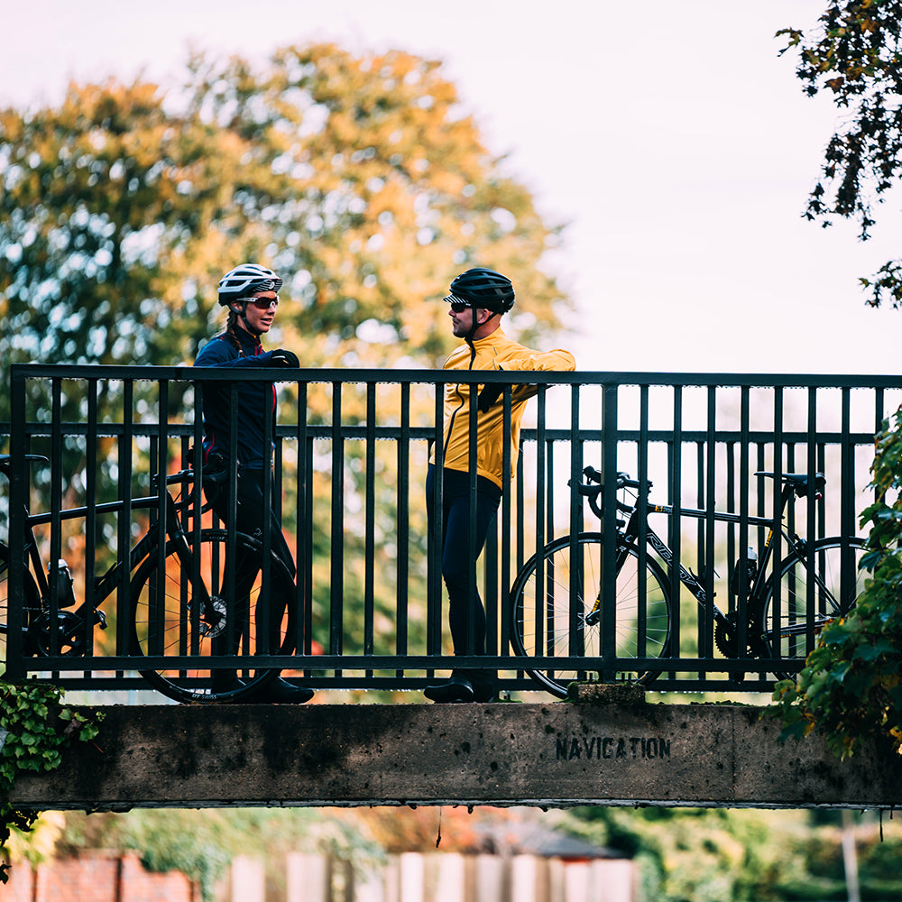 Rivelo Mens Cairnwell High Performance Rain Jacket (Yellow/Navy)