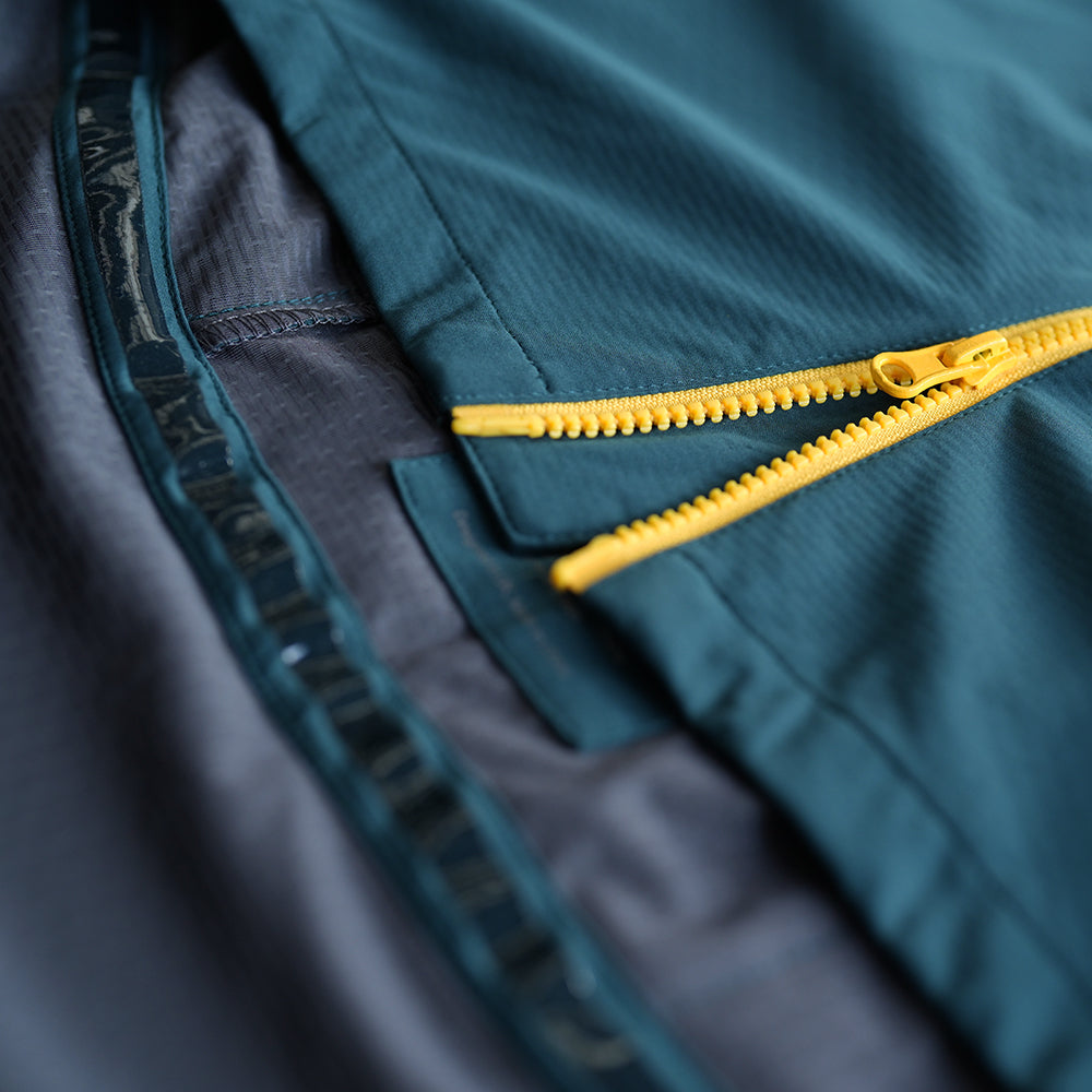 Rivelo | Mens Thornecomb II Softshell Jacket (Petrol/Yellow)