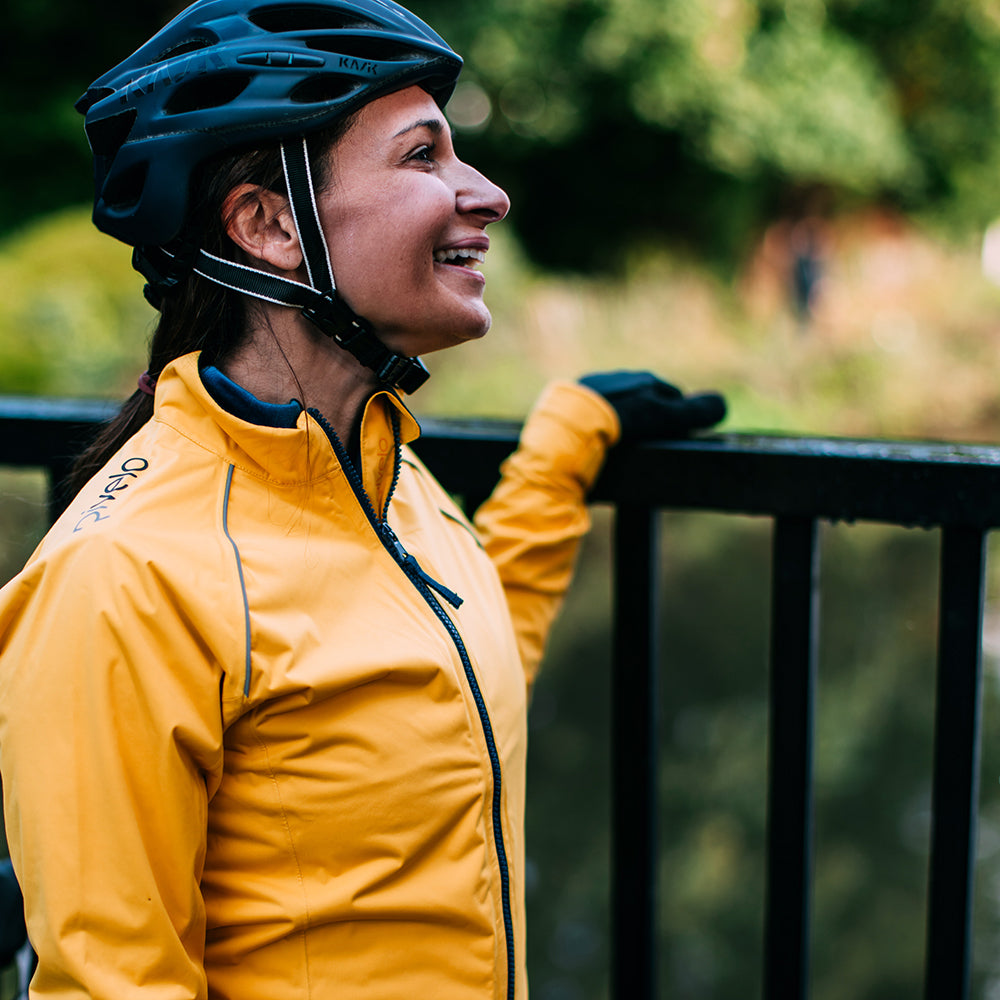 Rivelo | Womens Abington High Performance Rain Jacket (Yellow/Navy)
