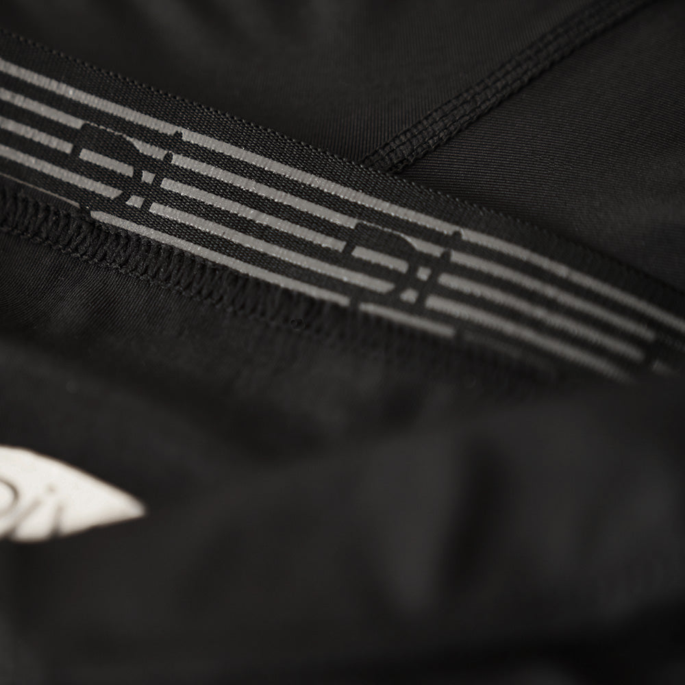 Rivelo Womens Kessock Cargo Shorts (Black/Reflective)